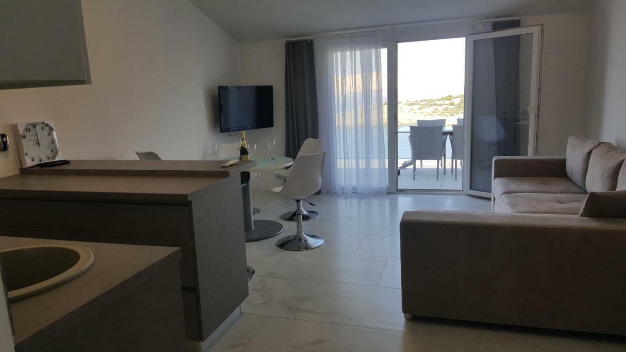 Mayana Apartment Cesarica Room photo